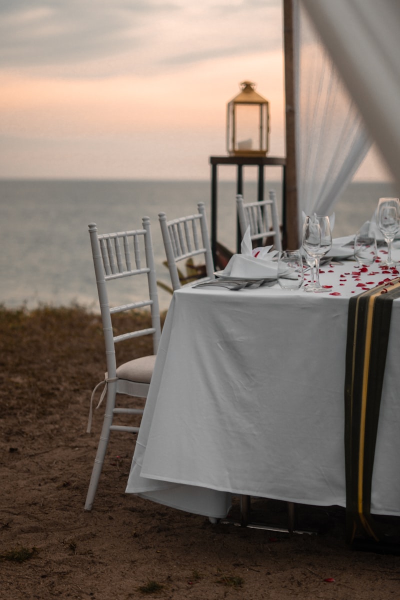 Date Night on Kauai: Intimate Dining and Hidden Beaches for Couples